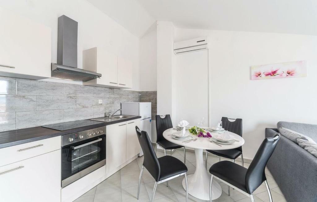 Apartment Magdalena Maslenica
